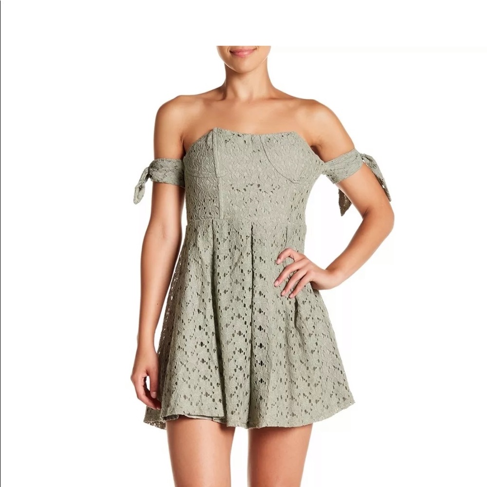 J.O.A. Strapless mini dress